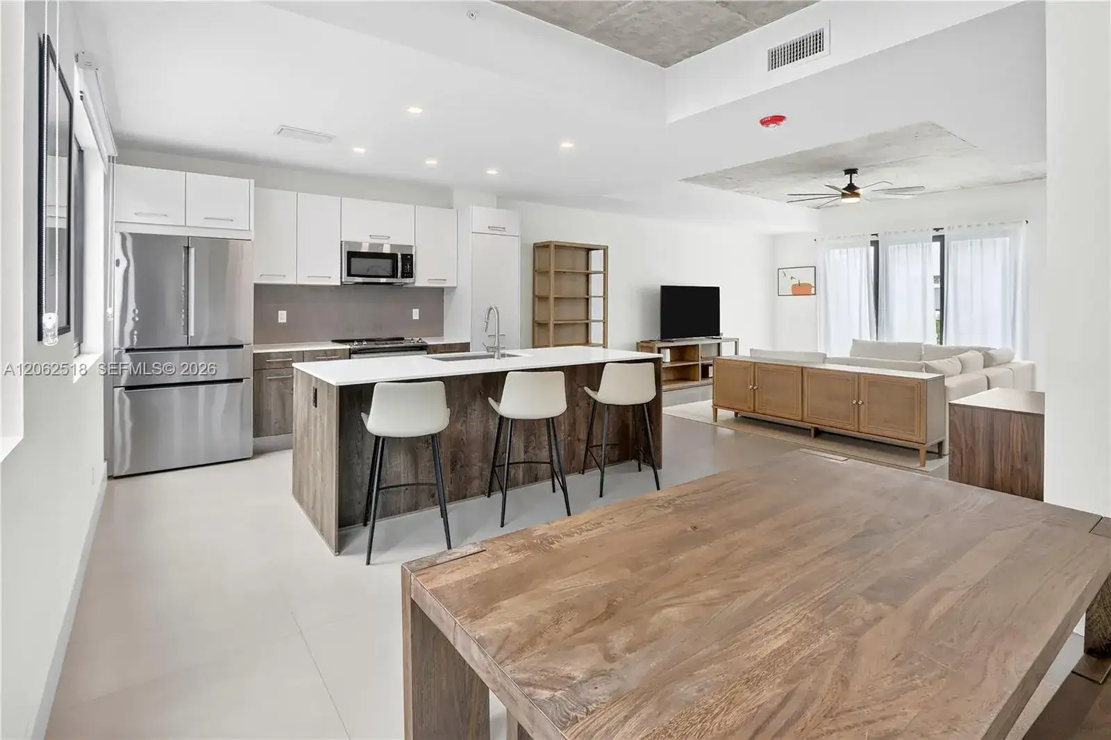 916 NE 4th St, Fort Lauderdale FL 33301 photo 5