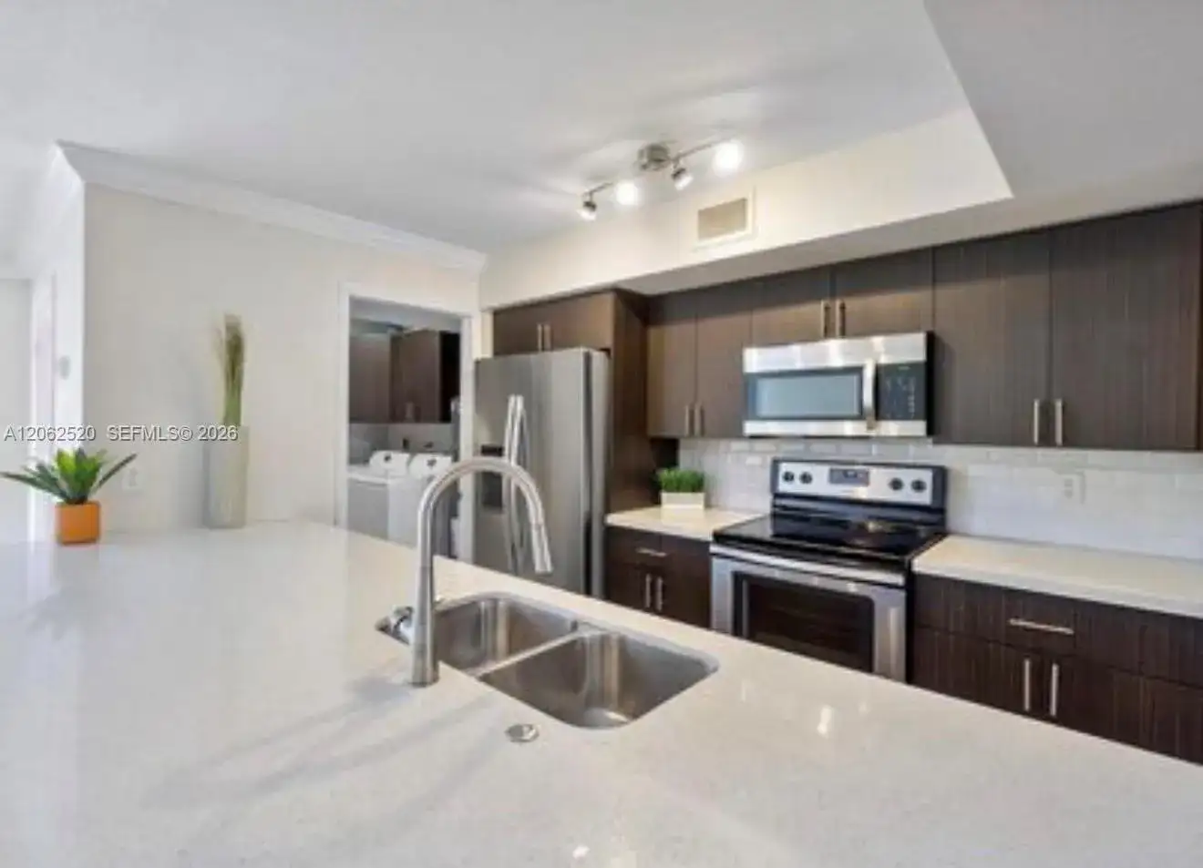 4828 Sheridan St # 5, Hollywood FL 33021 photo 2