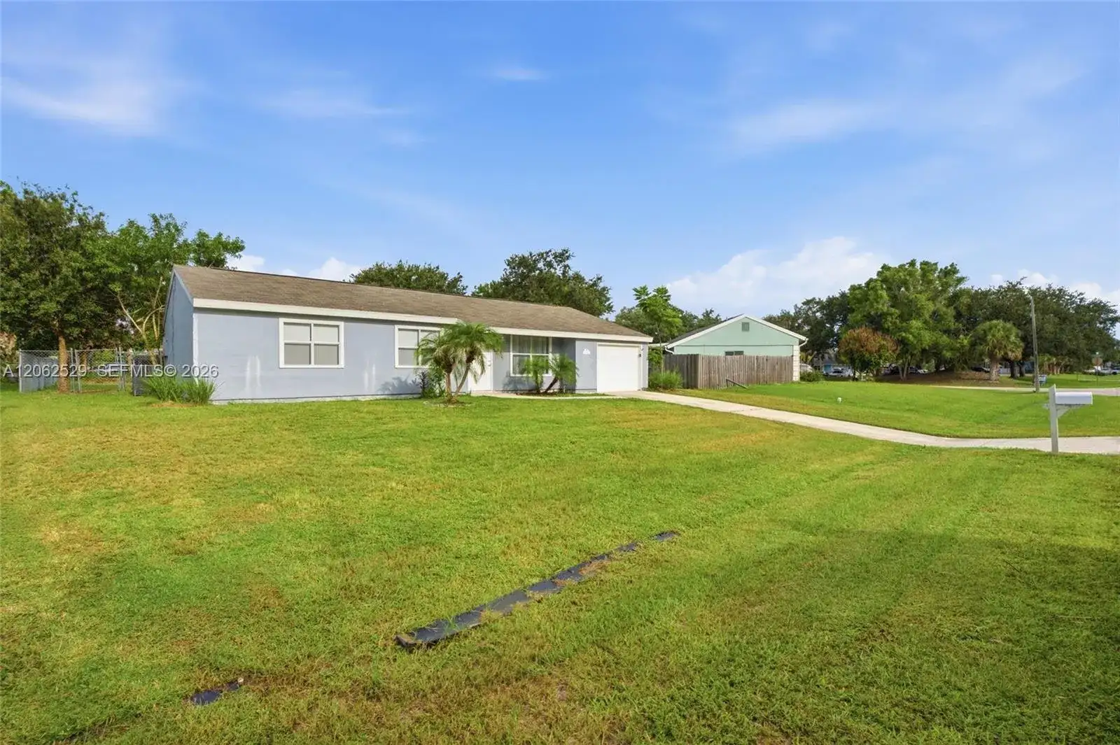 205 SW Kentwood Rd, Port St. Lucie FL 34953 photo 2