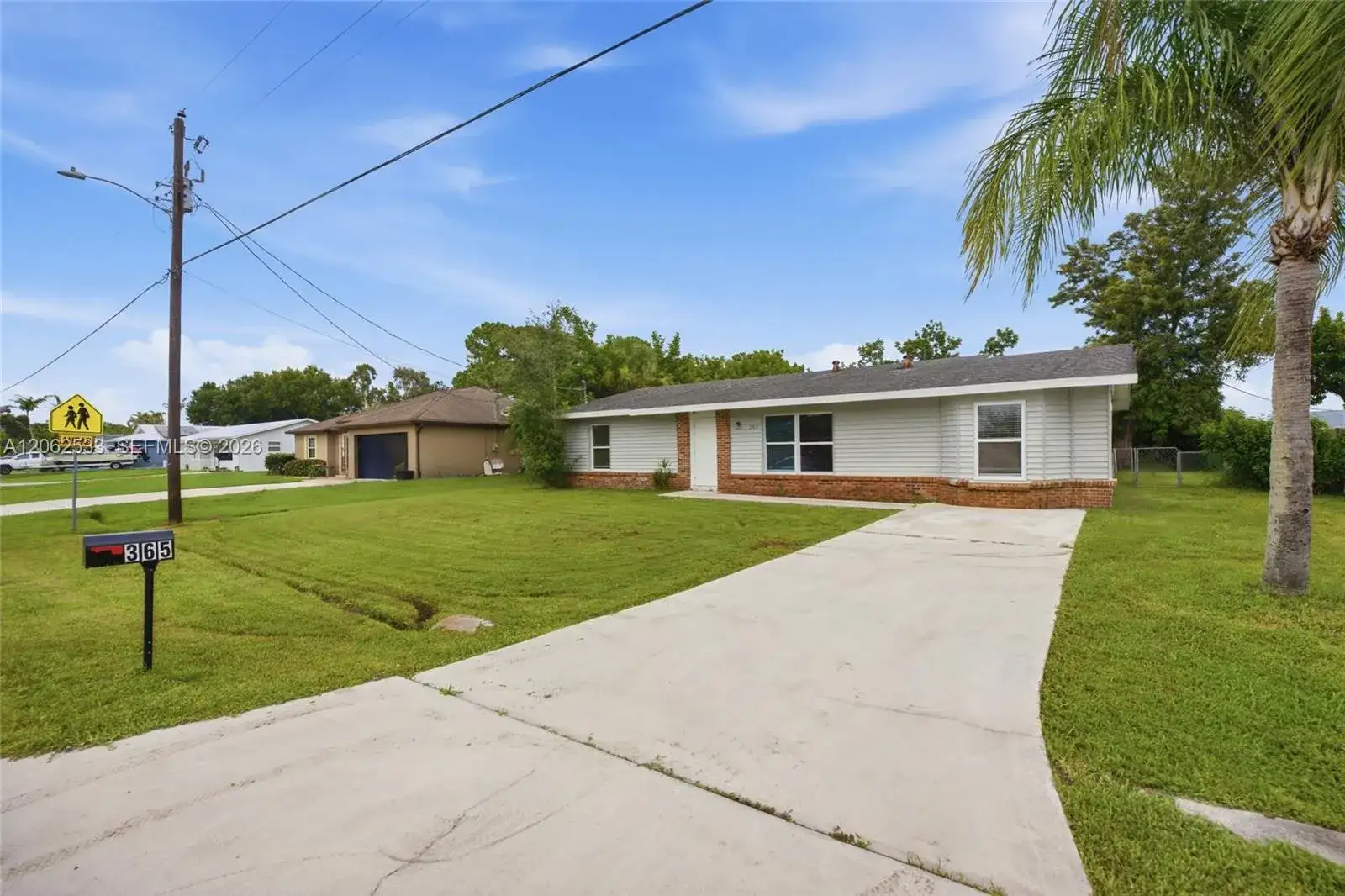 365 NW Curtis St, Port St. Lucie FL 34983 photo 3