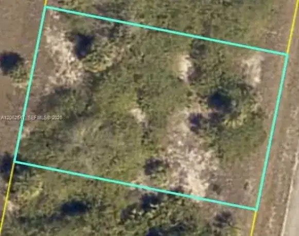 822 Berkshire Dr, La Belle FL 33935 photo 2
