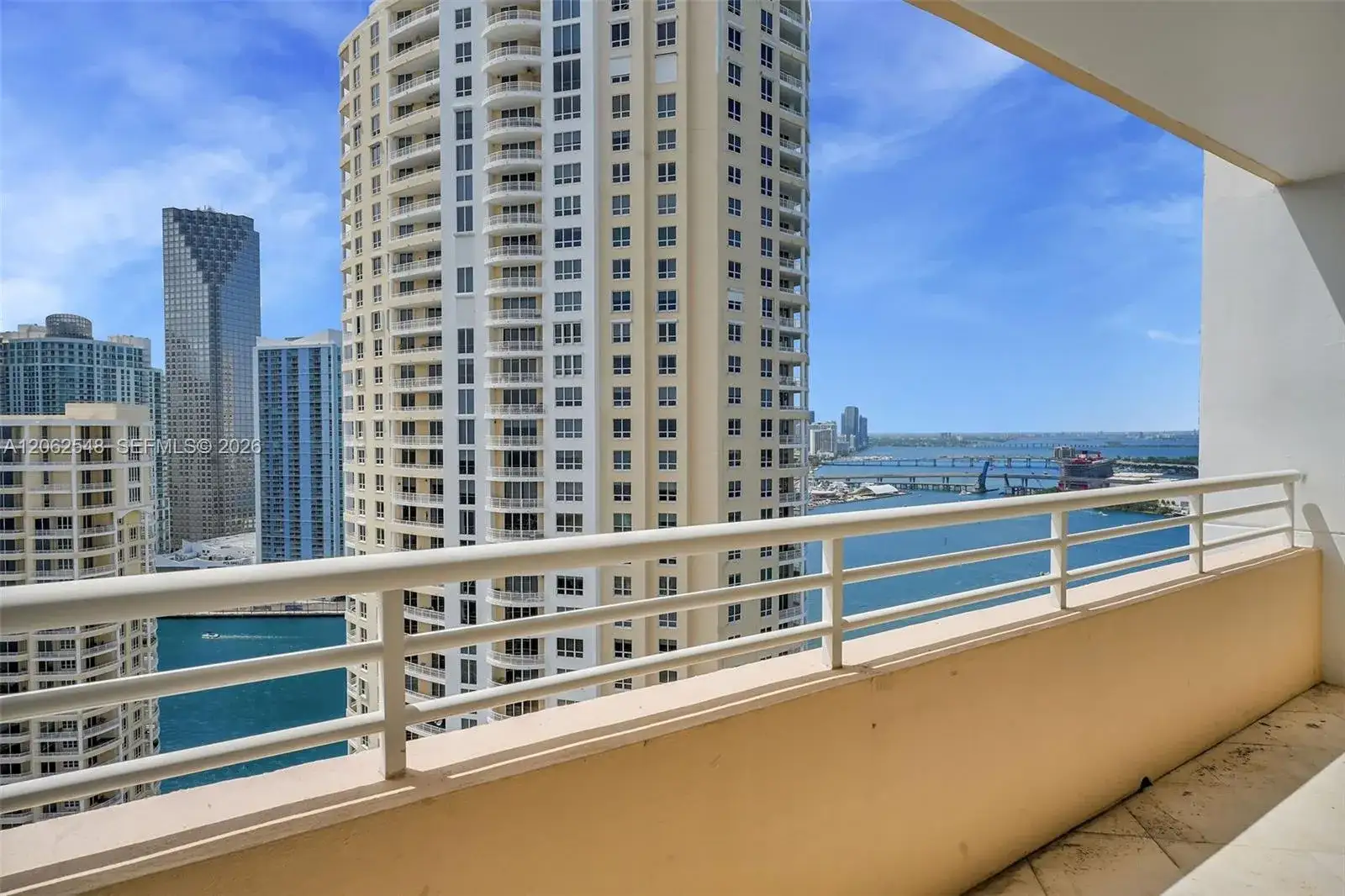 808 Brickell Key Dr # 3007, Miami FL 33131 photo 2