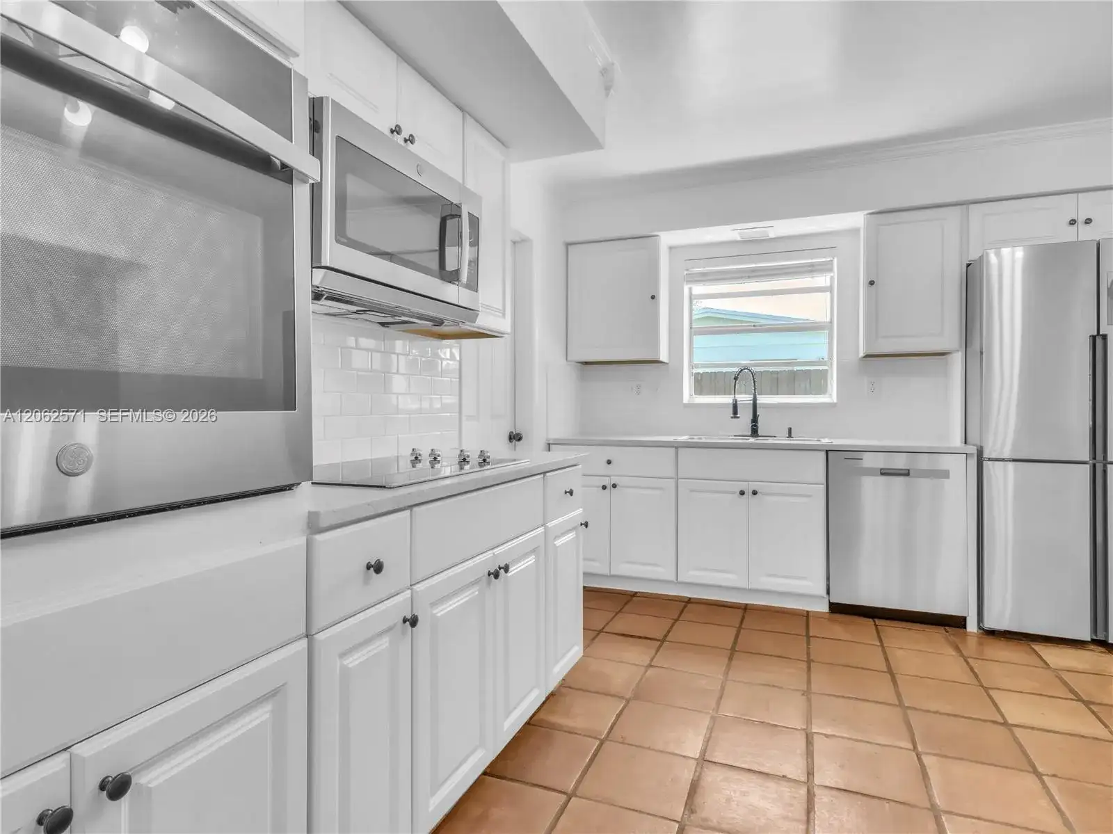 10015 SW 85th Ter, Miami FL 33173 photo 3