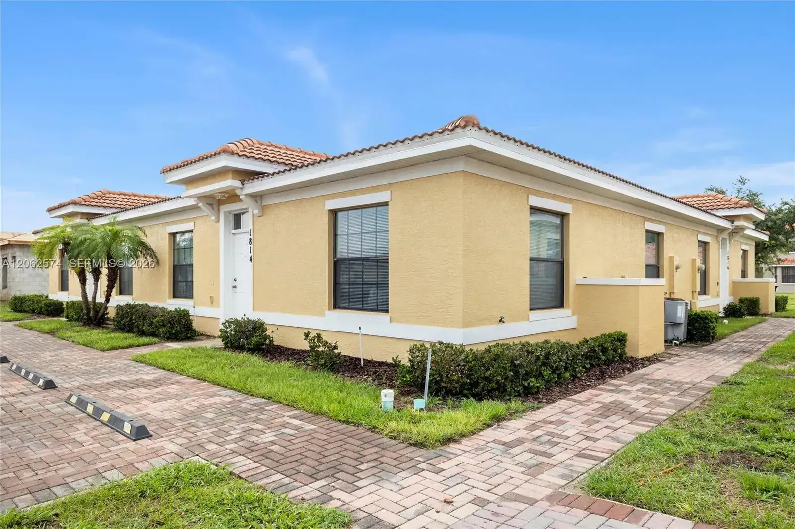1814 coriander drive, Kissimmee FL 34759 photo 3