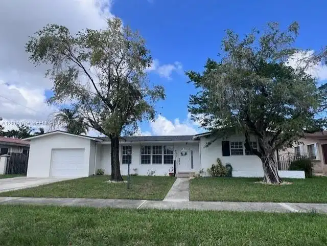 5001 SW 87th Pl # 1, Miami FL 33165