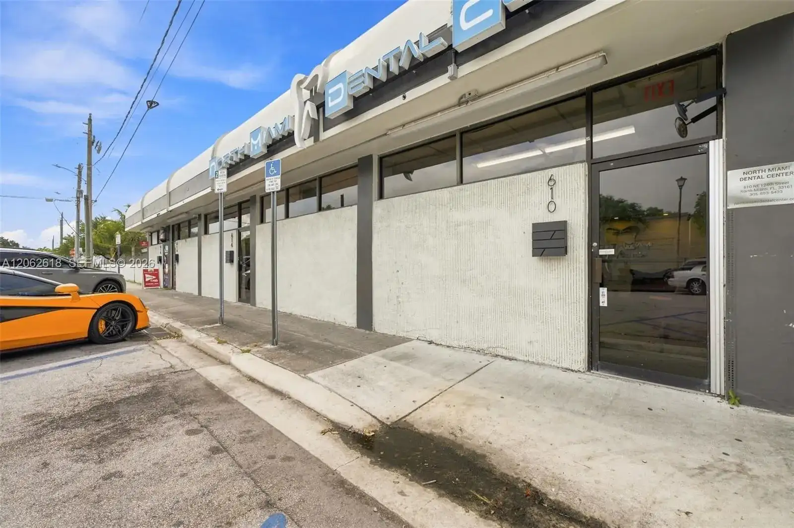 610 NE 124th St, North Miami FL 33161 photo 2