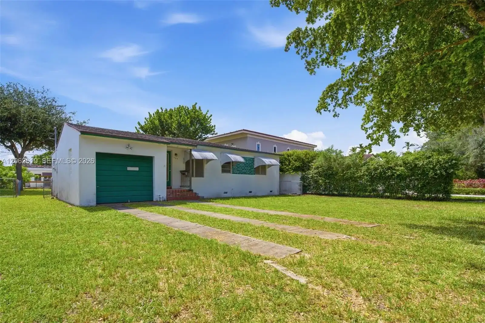 157 Lenape Dr, Miami Springs FL 33166
