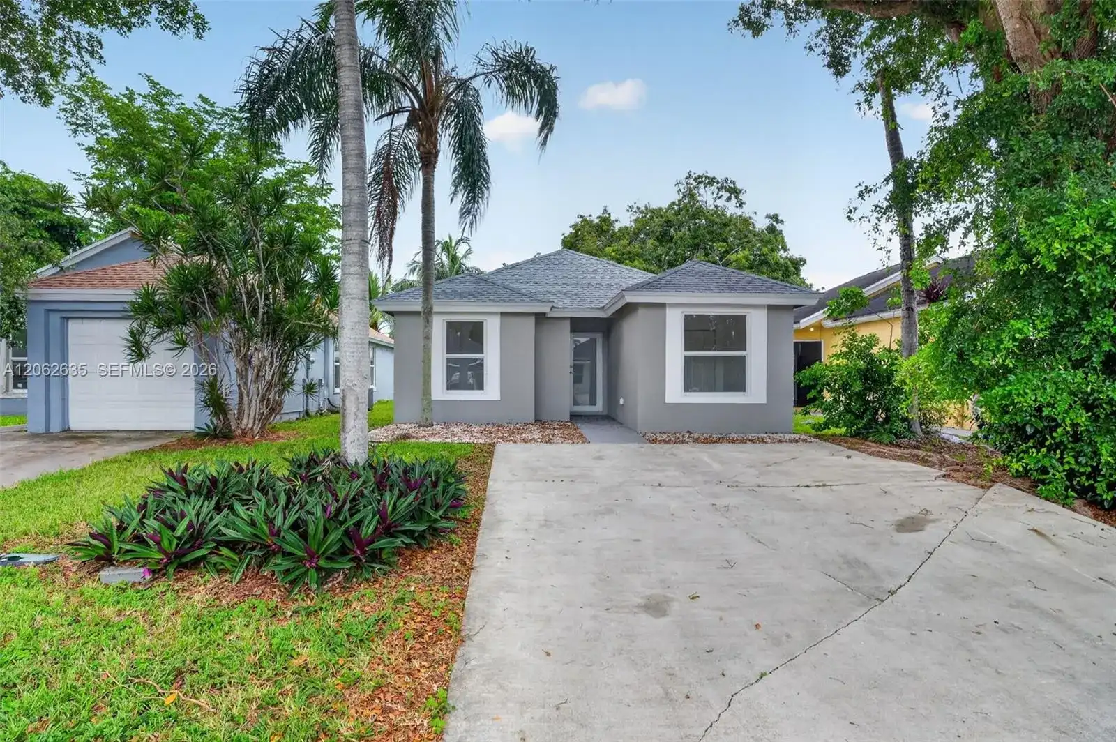744 SW 9th St, Florida City FL 33034
