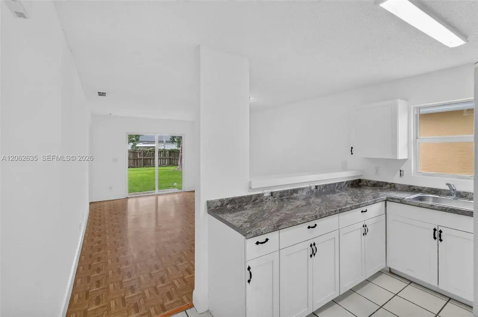 744 SW 9th St, Florida City FL 33034 photo 4