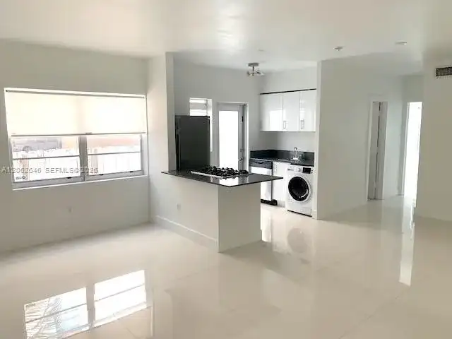 1604 Drexel Ave # 109, Miami Beach FL 33139