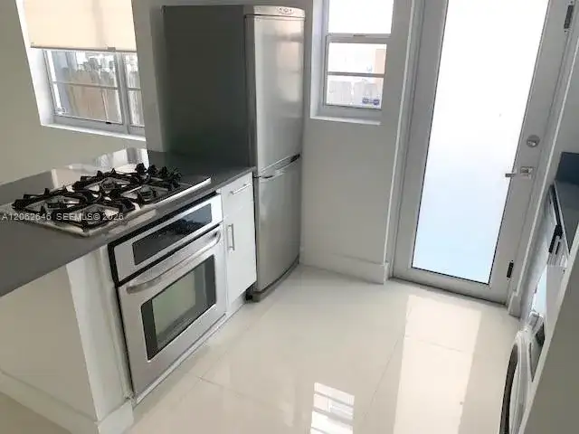 1604 Drexel Ave # 109, Miami Beach FL 33139 photo 4