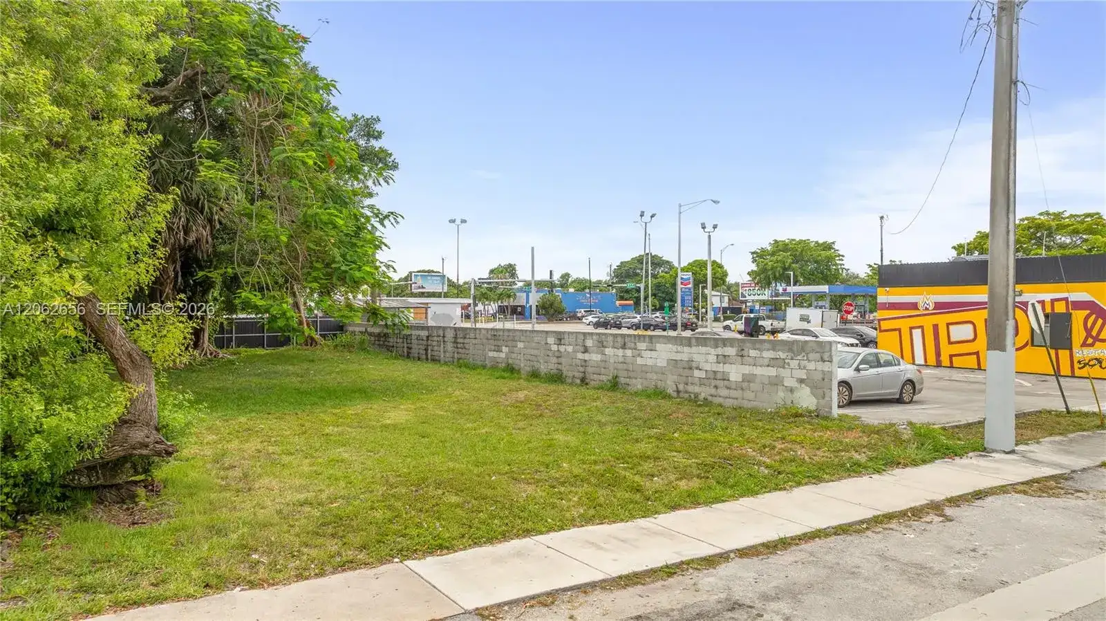 1618 NW 55th St, Miami FL 33142 photo 2