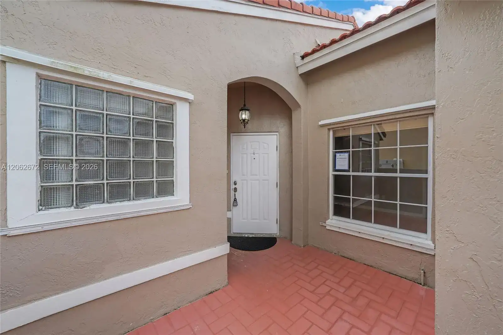 18946 NW 10th St, Pembroke Pines FL 33029 photo 2