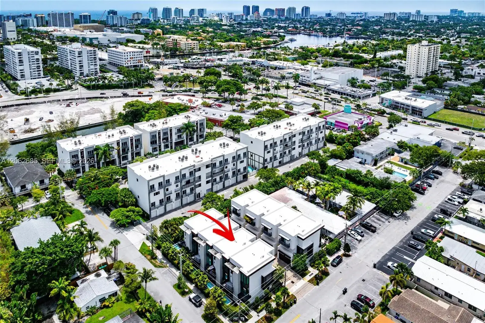 1054 N Victoria Park Rd, Fort Lauderdale FL 33304 photo 5