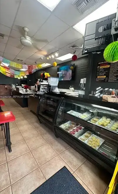 1426 W 49 St, Hialeah FL 33012 photo 3