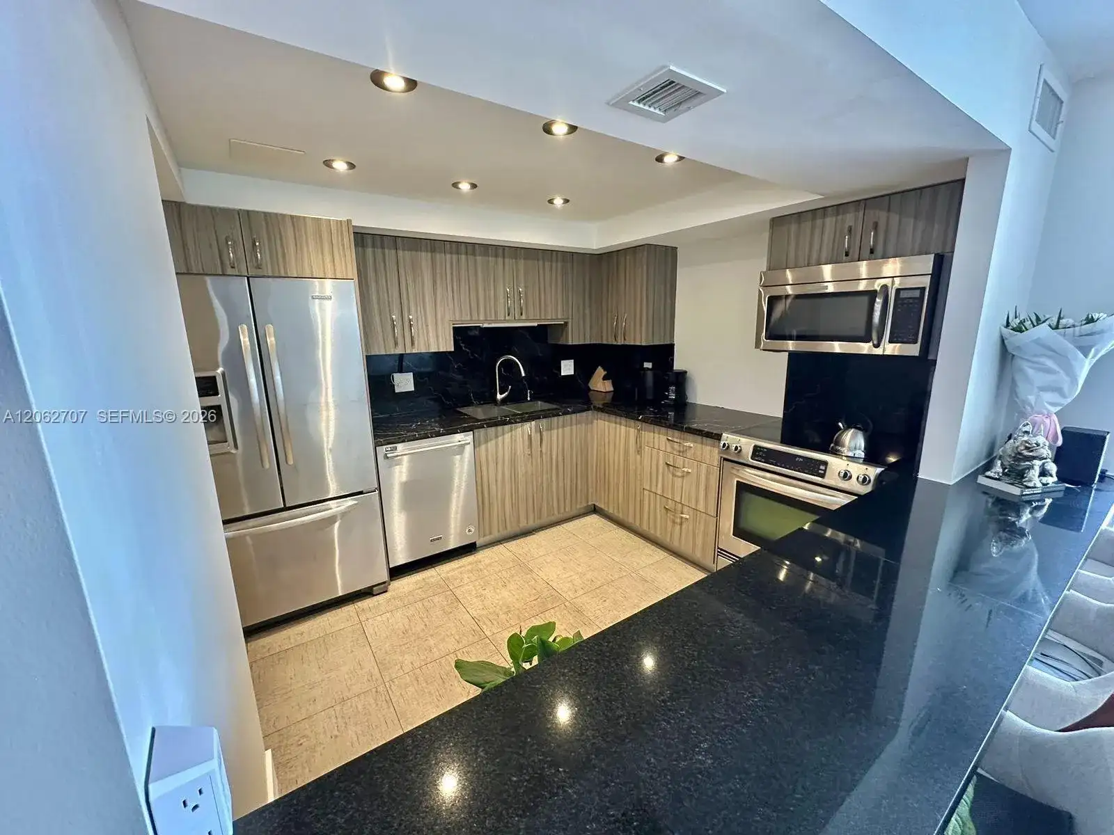 801 Three Islands Blvd # 412, Hallandale Beach FL 33009 photo 5