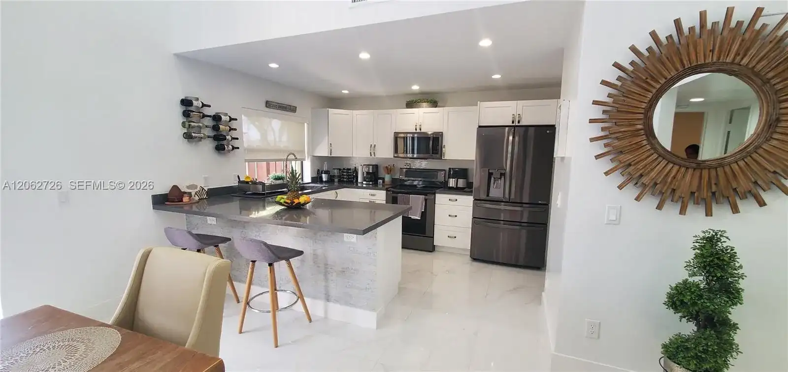 6005 NW 170th Ter, Hialeah FL 33015