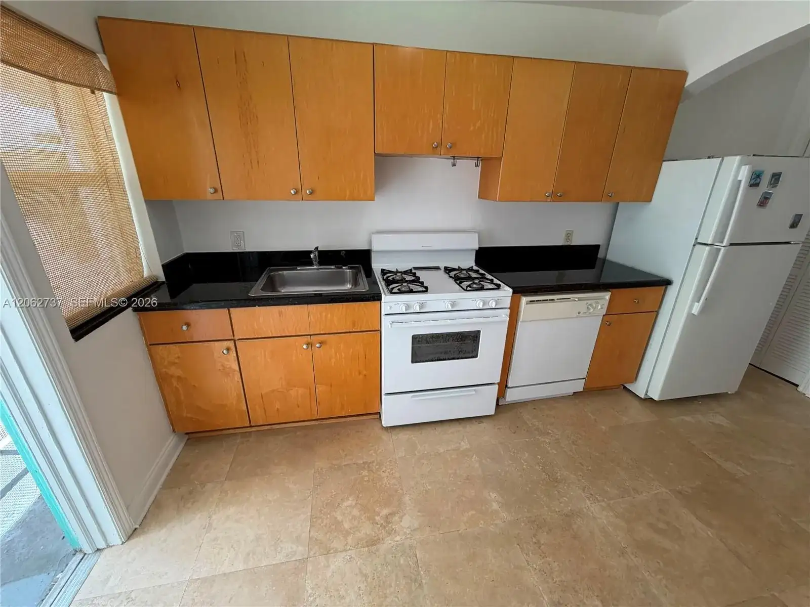 1027 Euclid Ave # 4, Miami Beach FL 33139 photo 2
