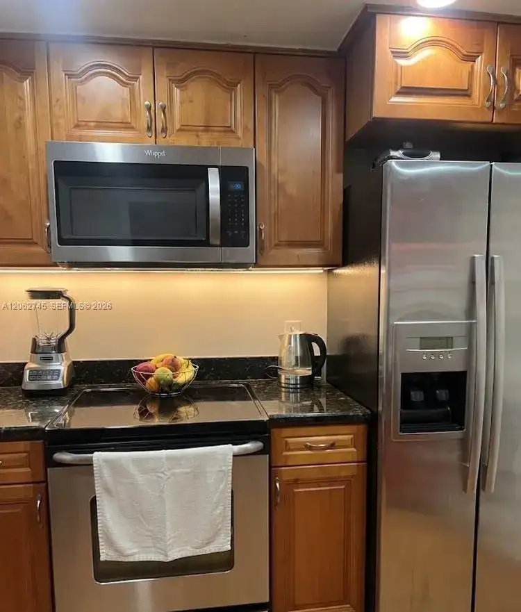 8100 Geneva Ct # 137, Doral FL 33166 photo 2