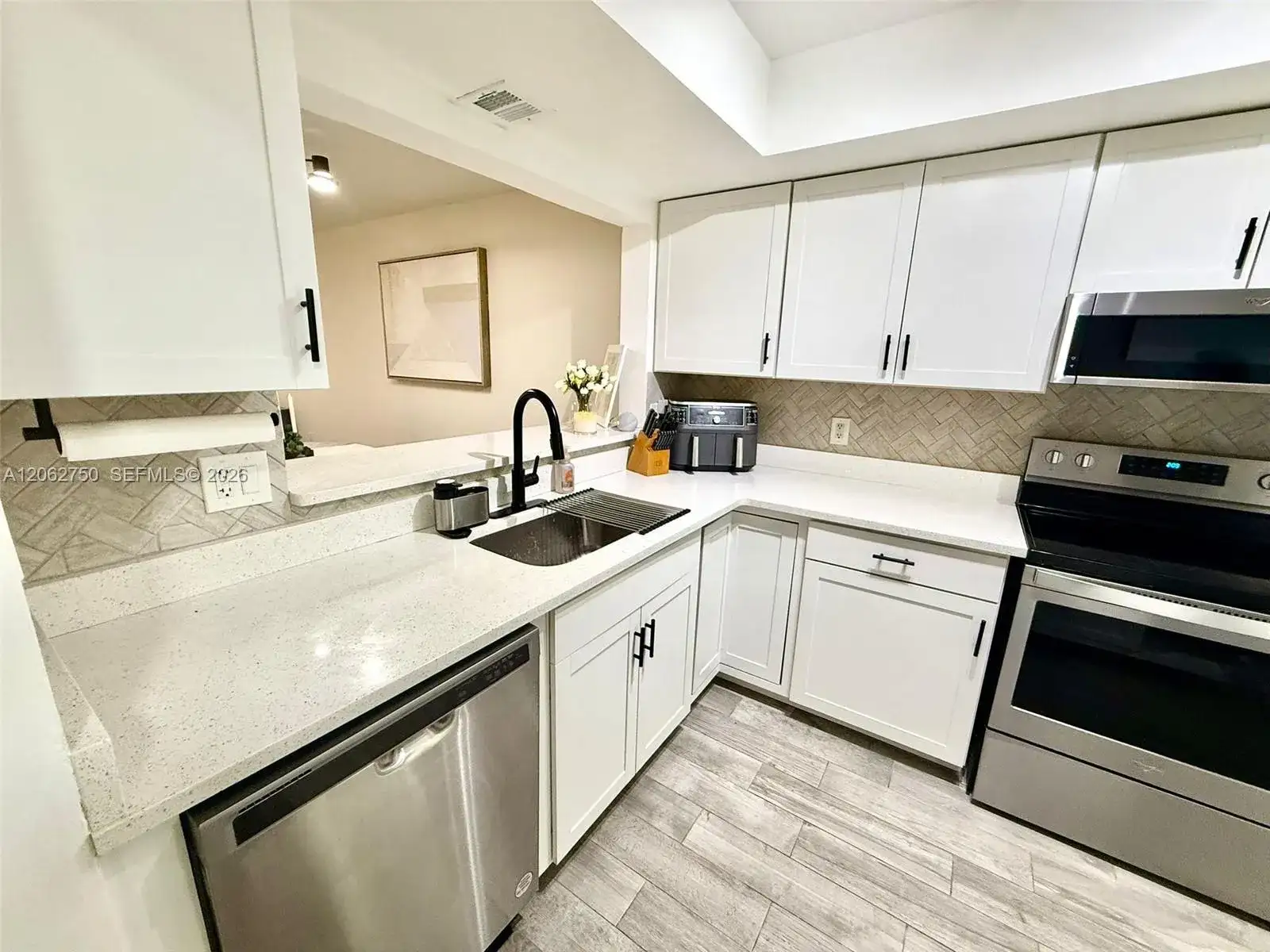 300 Promenade Dr # 105, Other City - In The State Of Florida FL 34698 photo 4