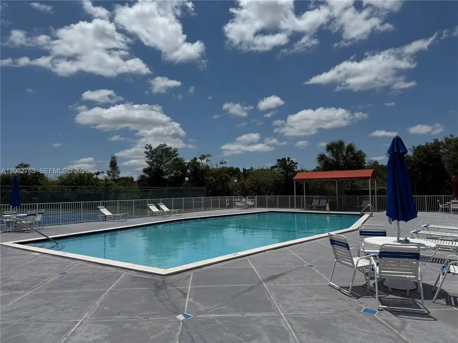 7010 NW 186th St # 418, Hialeah FL 33015 photo 3