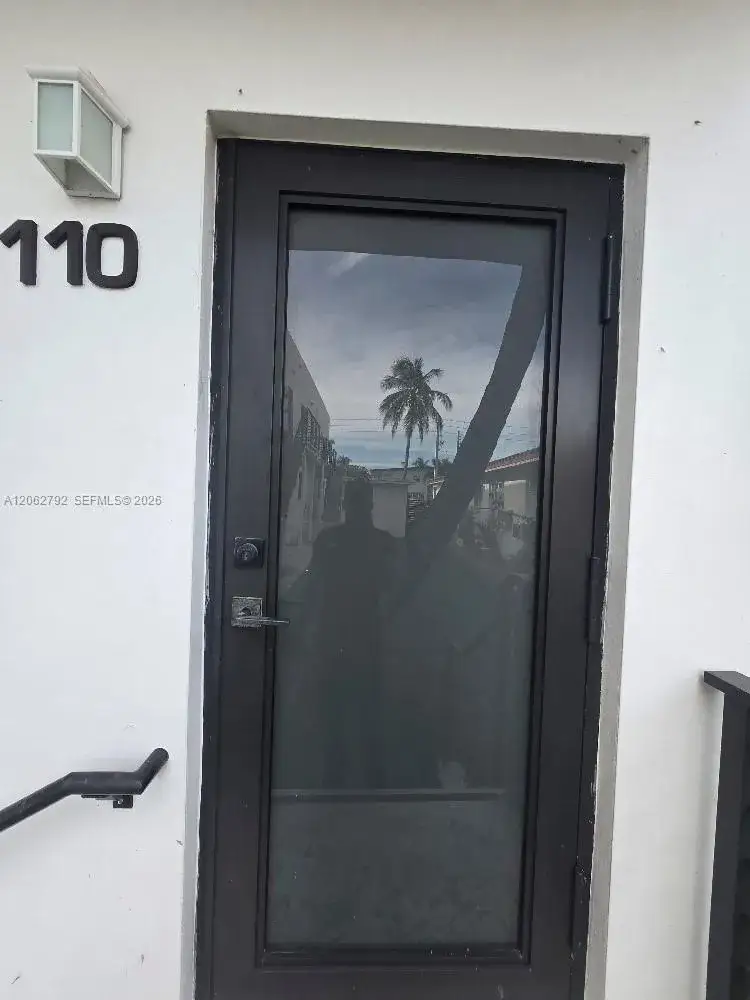 1971 Bay Dr # 110, Miami Beach FL 33141