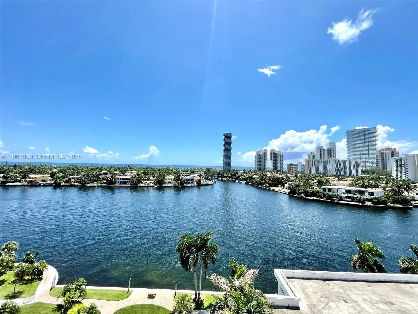 19707 Turnberry Way # 10E, Aventura FL 33180 photo 2