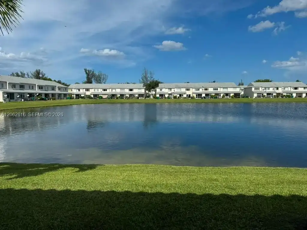 4926 SW 32nd Ave # 136, Dania Beach FL 33312