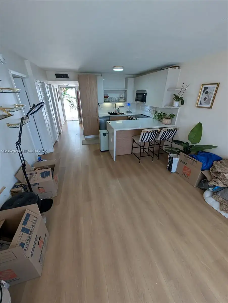 1666 West Ave # 305, Miami Beach FL 33139 photo 4