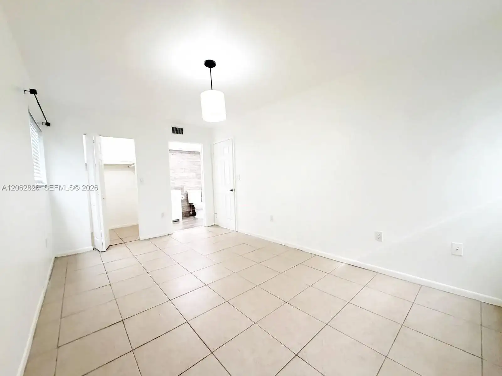 20681 NE 4th Pl # 101, Miami FL 33179 photo 4