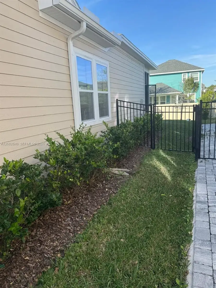 110 Foxcross Ave, Other City - In The State Of Florida FL 32092 photo 3