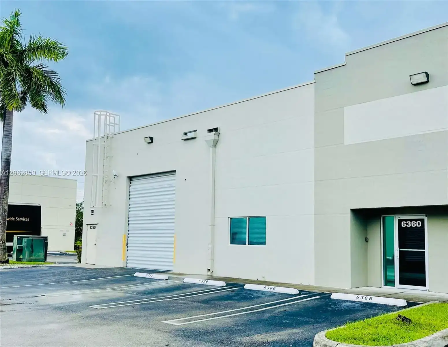 6360 NW 99th Ave, Doral FL 33178 photo 2