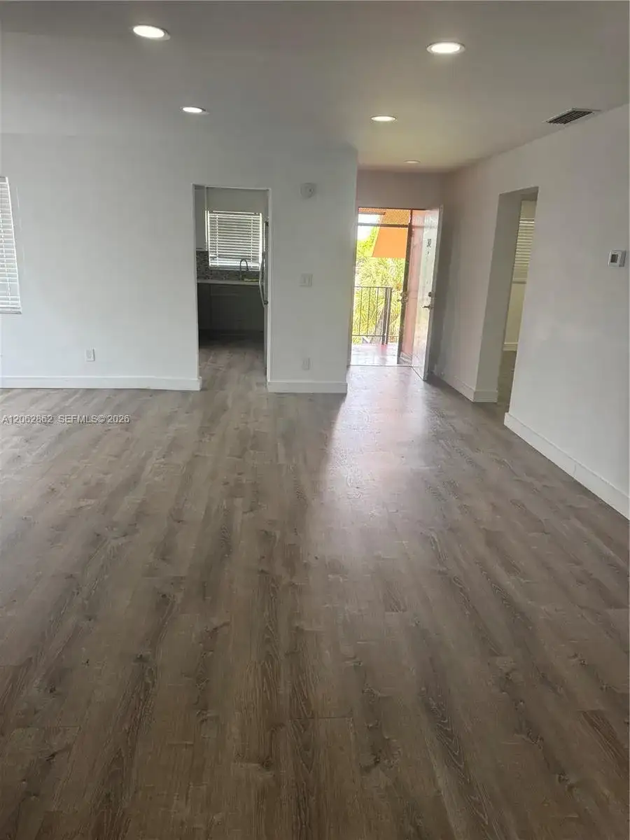 19001 NE 14th Ave # 312, Miami FL 33179 photo 5