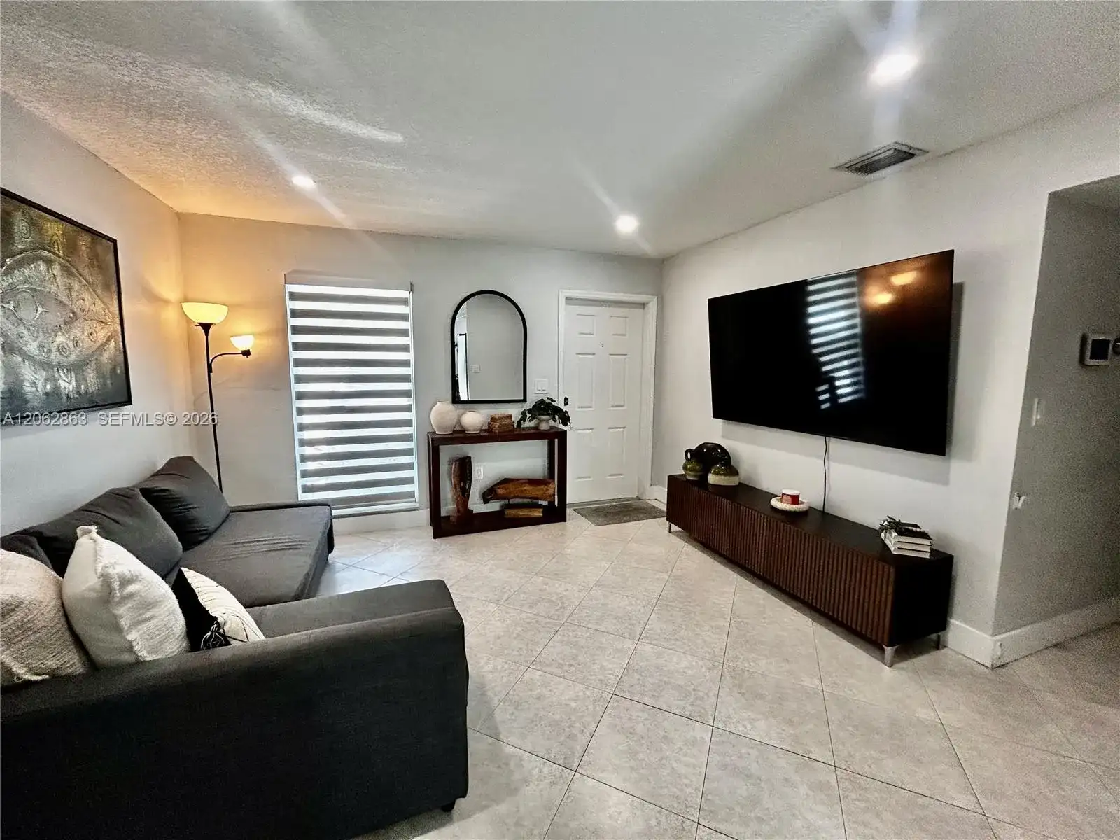 19302 NW 47th Pl # 19302, Miami Gardens FL 33055 photo 4
