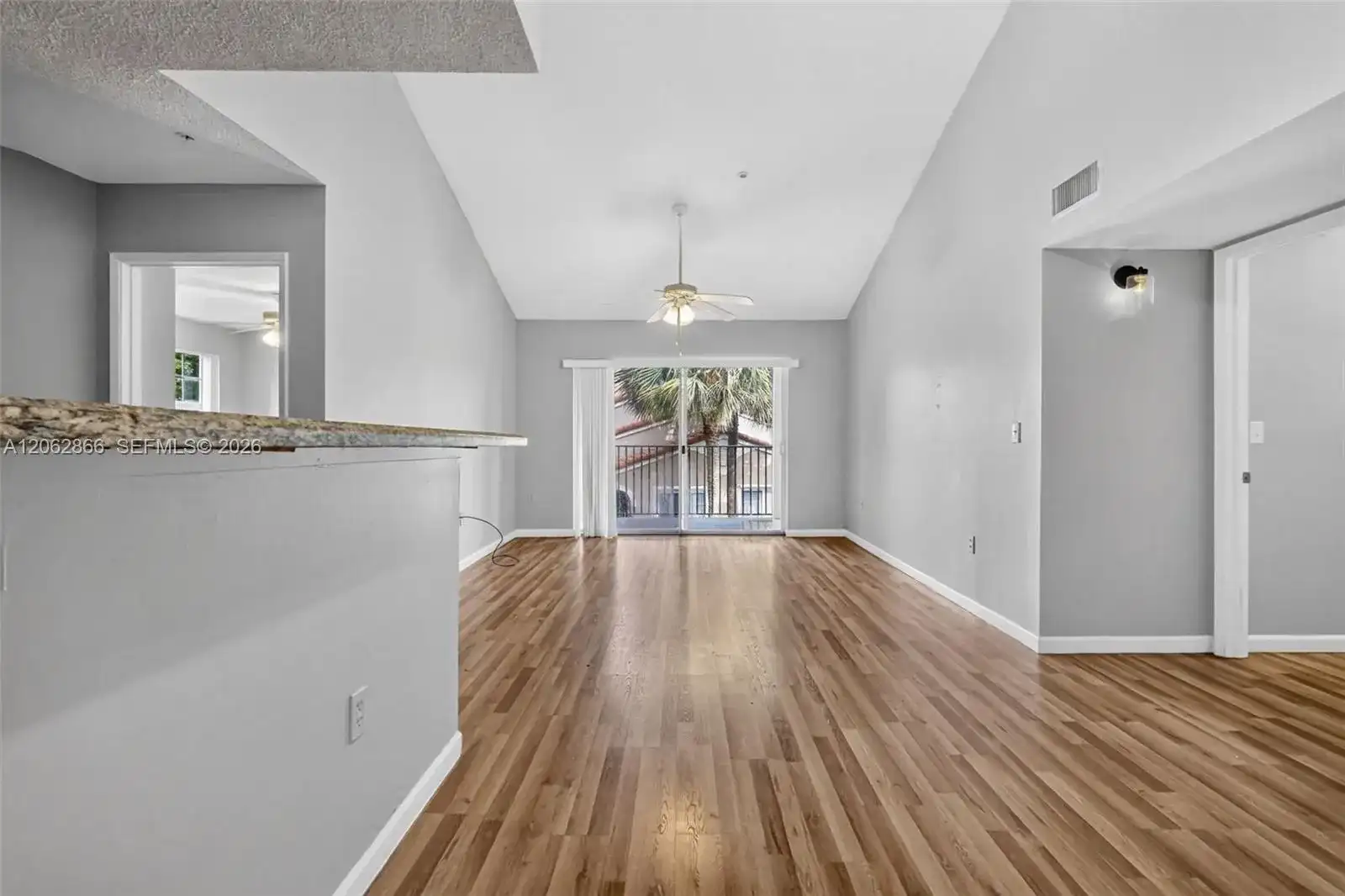 7808 Sonoma Springs Cir # 304, Lake Worth FL 33463