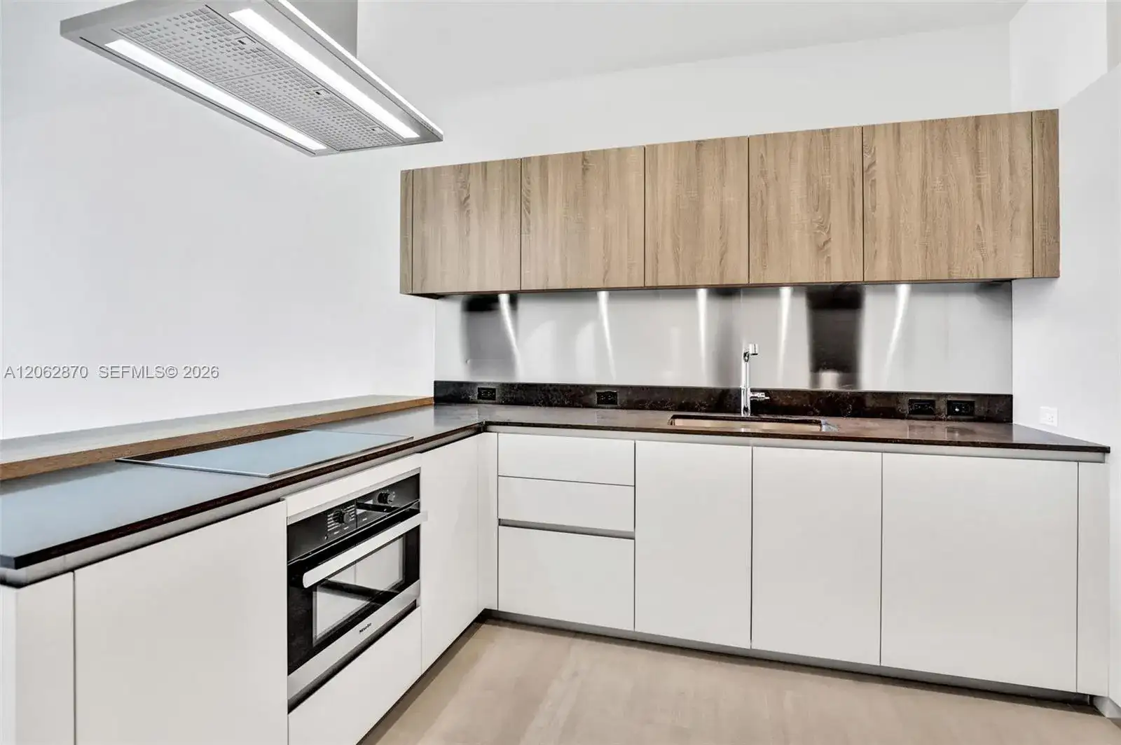 1000 Brickell Plaza # 1904, Miami FL 33131 photo 3