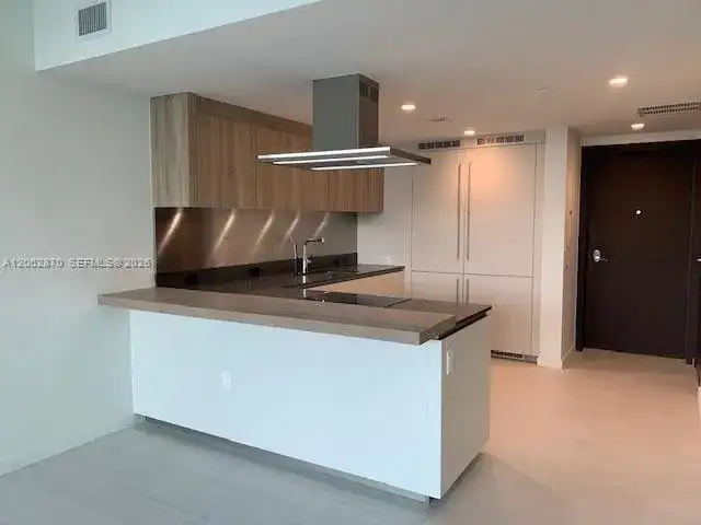 1000 Brickell Plaza # 1904, Miami FL 33131 photo 4