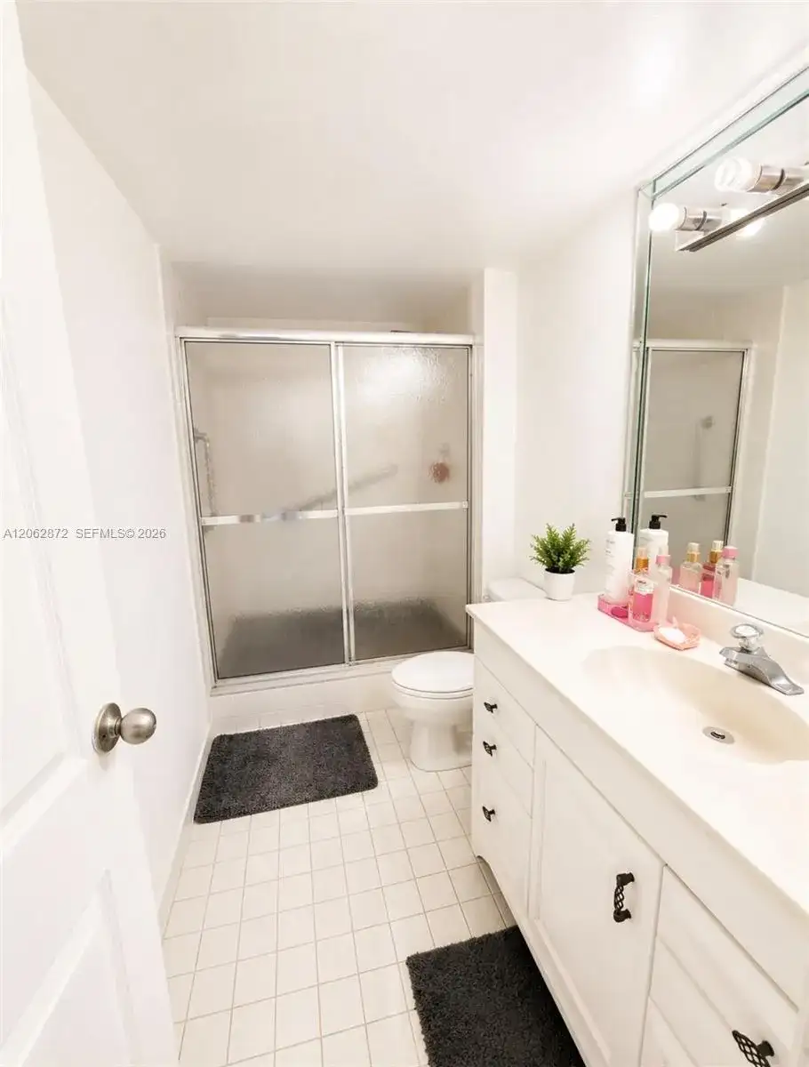 600 Three Islands Blvd # 1207, Hallandale Beach FL 33009 photo 5