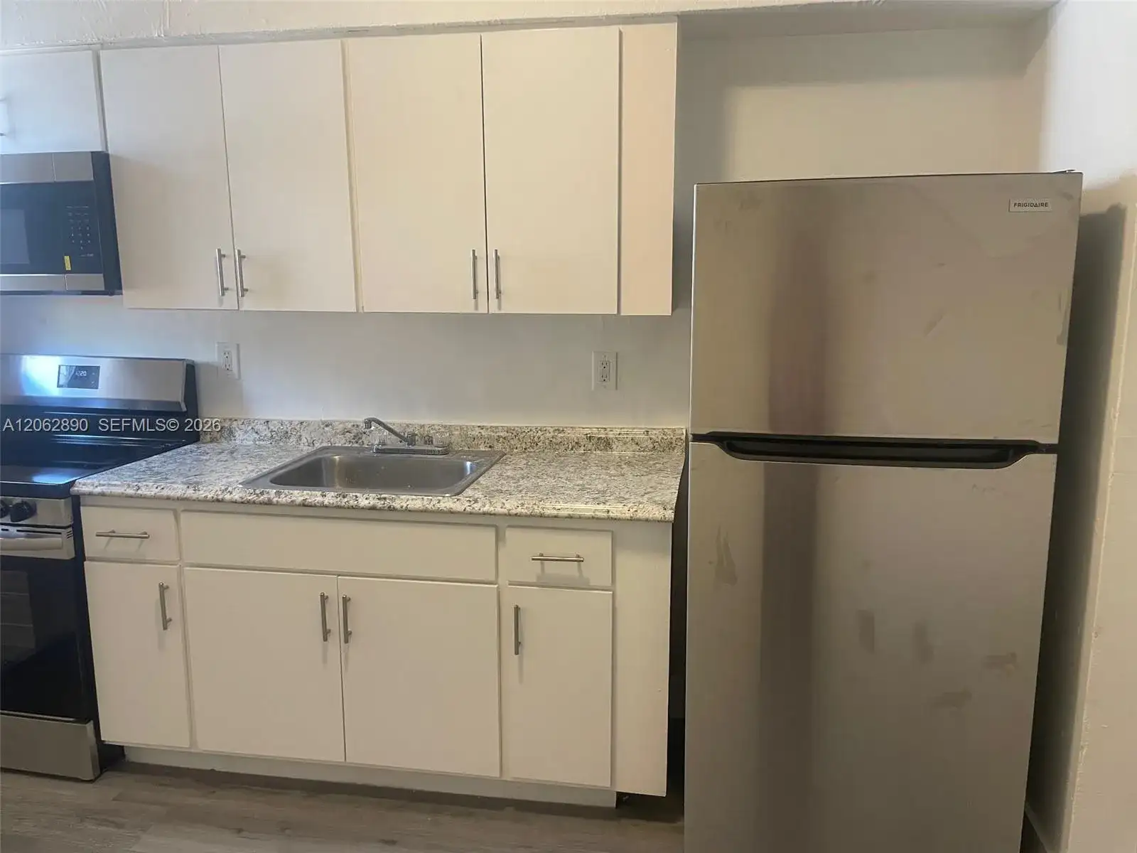 1831 NW 41st St, Miami FL 33142 photo 5