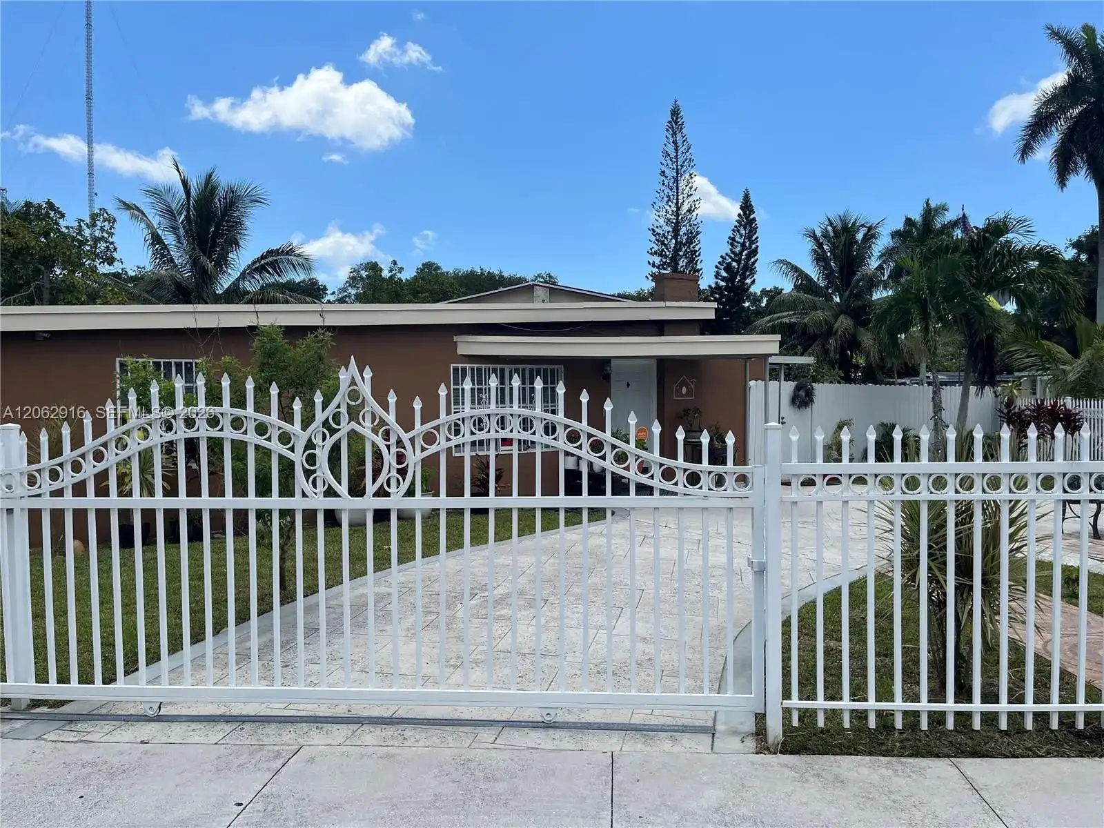101 Miami Gardens Rd # 101, West Park FL 33023 photo 5