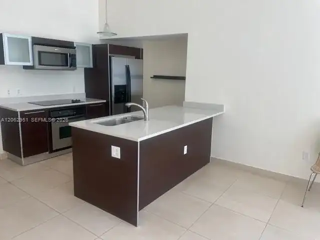 1900 N Bayshore Dr # 511, Miami FL 33132 photo 5
