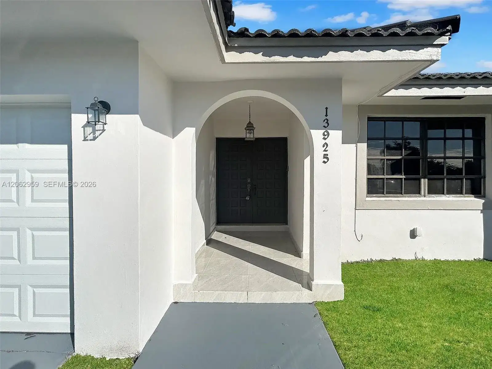 13925 SW 26th Ter, Miami FL 33175 photo 2