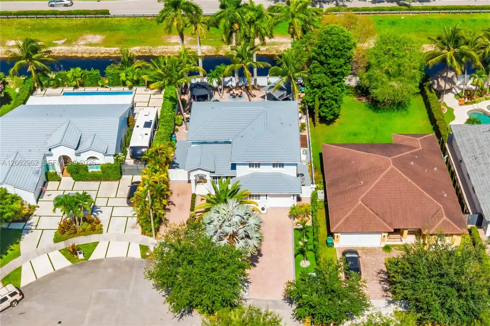 2776 SW 143rd Pl, Miami FL 33175 photo 5