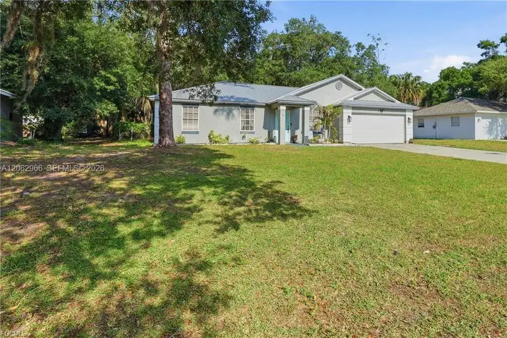 4022 E Sunflower Circle, La Belle FL 33935 photo 3