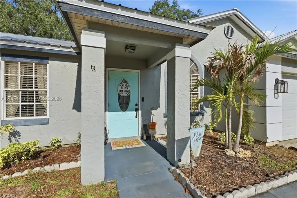 4022 E Sunflower Circle, La Belle FL 33935 photo 4