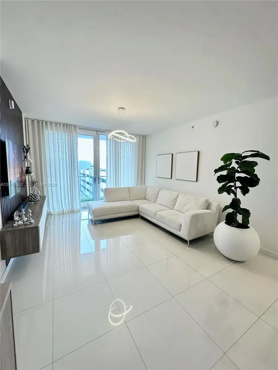 7825 NW 107th Ave # 619, Doral FL 33178