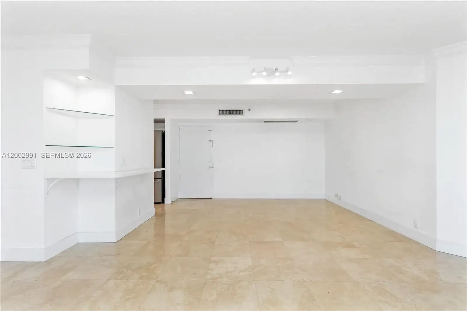 3500 Mystic Pointe Dr # 3702, Aventura FL 33180 photo 3