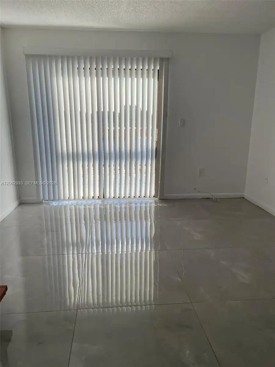 5530 W 26th Ct # 210, Hialeah FL 33016 photo 4