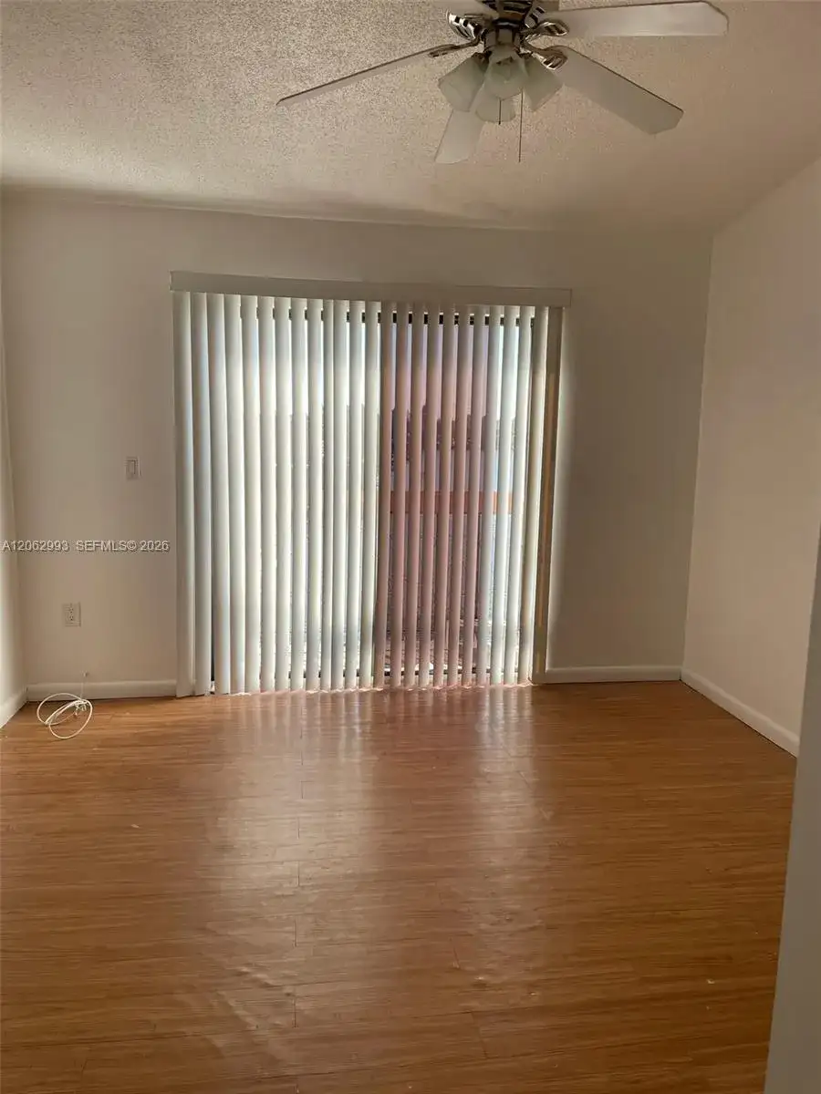 5530 W 26th Ct # 210, Hialeah FL 33016 photo 5