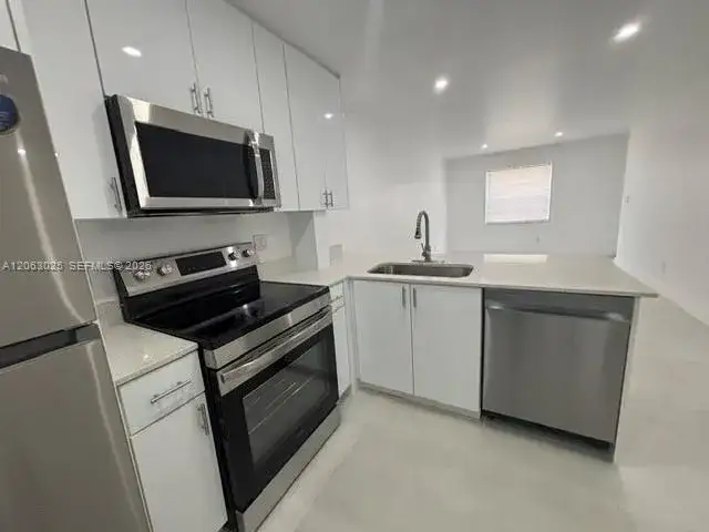 8951 SW 72nd St # 102, Miami FL 33173